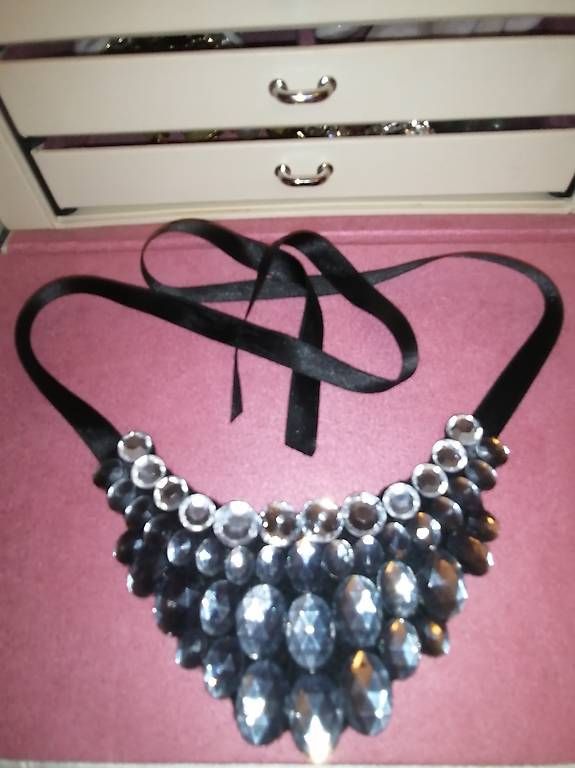 Catenine: Collana – Nuovo (secondo la descrizione) da Davesco-Soragno venduto da Mia_sii 1