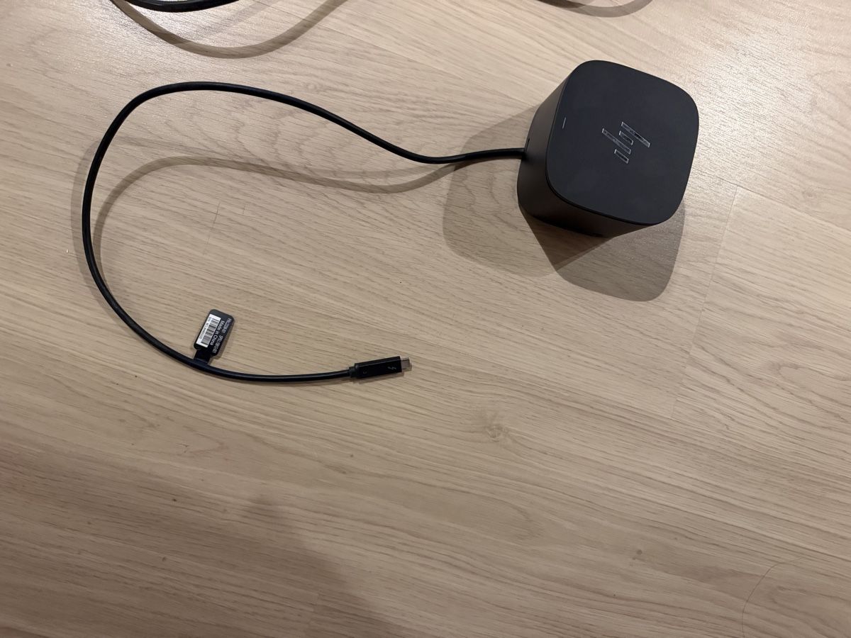 Hewlett Packard Docking station: HP Dockingstation Thunderbolt 120W 0.7m Kabel inkl. Netzteil – Usato da Auenstein venduto da Robin_1990 2