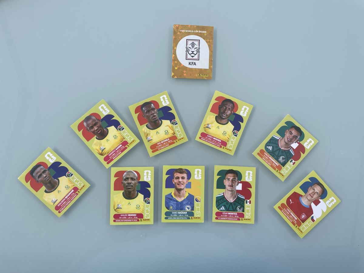 Panini Sammelbilder & Trading cards: Stickers panini  – Neu (gemäss Beschreibung) aus Dompierre FR von matmath