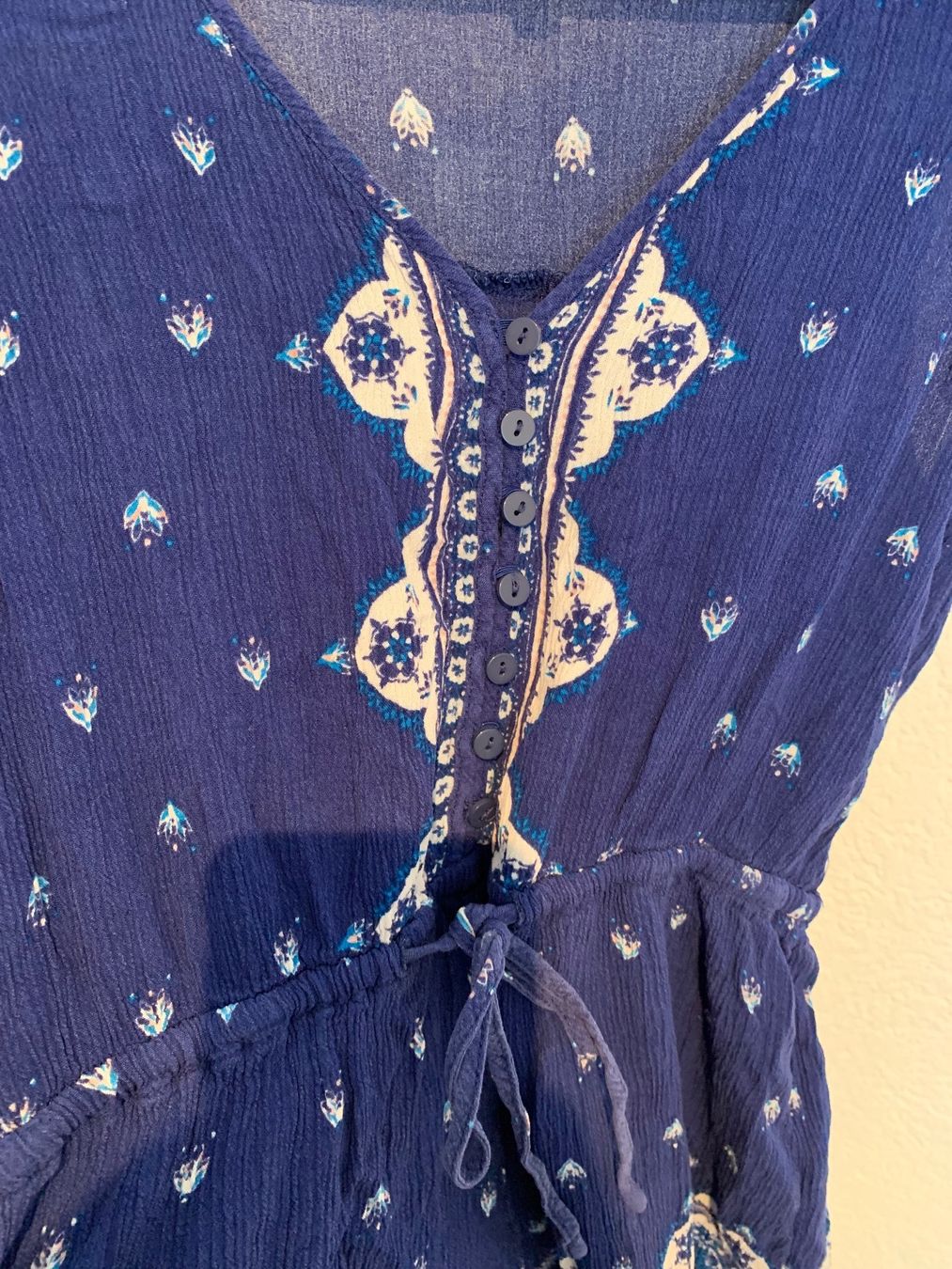H&M Tute: H&M kurzer Jumpsuit blau Gr. M – Usato da Fislisbach venduto da KolibriSecondhand 4