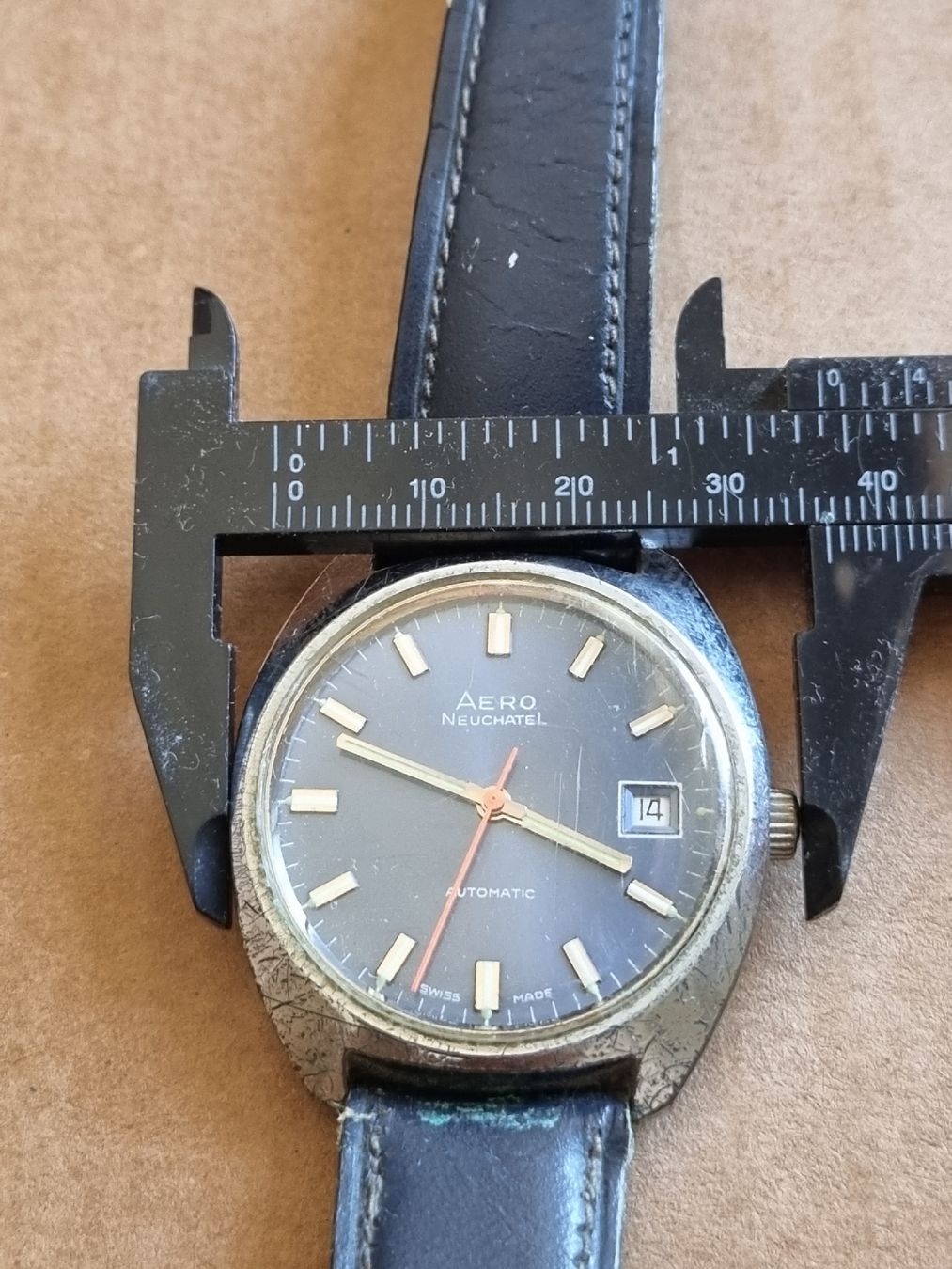 Orologi: AERO NEUCHATEL – Usato da Schaffhausen venduto da Leveron13 6
