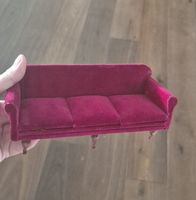 elegantes Sofa für Puppenhaus/Puppenstube