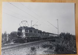 Elektro-Schnellzuglokpmotive E 18 06