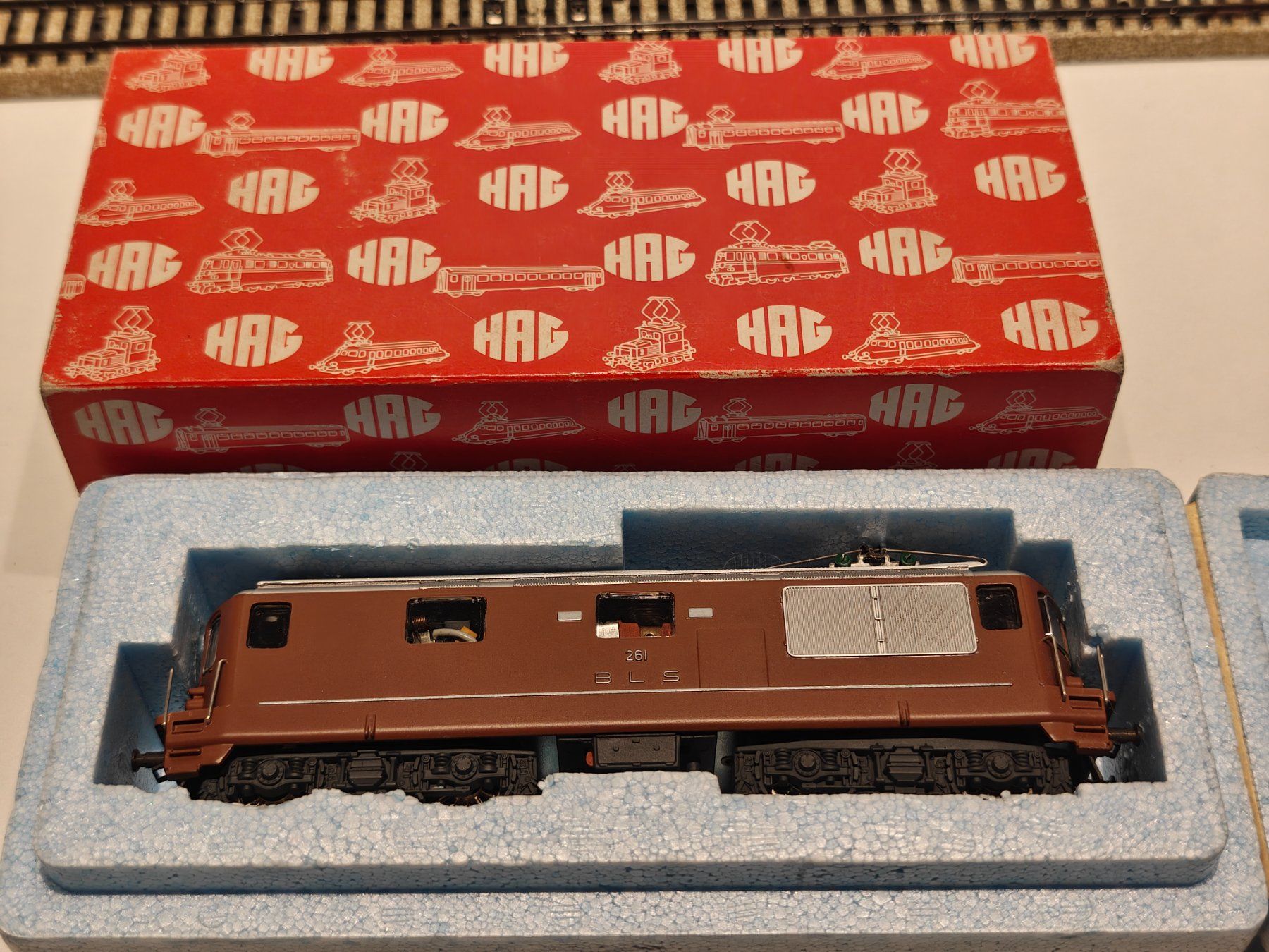 Hag Modellini di ferrovie: Hag Nr. 180 Re 4/4 BLS – Usato da Braunau venduto da Homersimpson