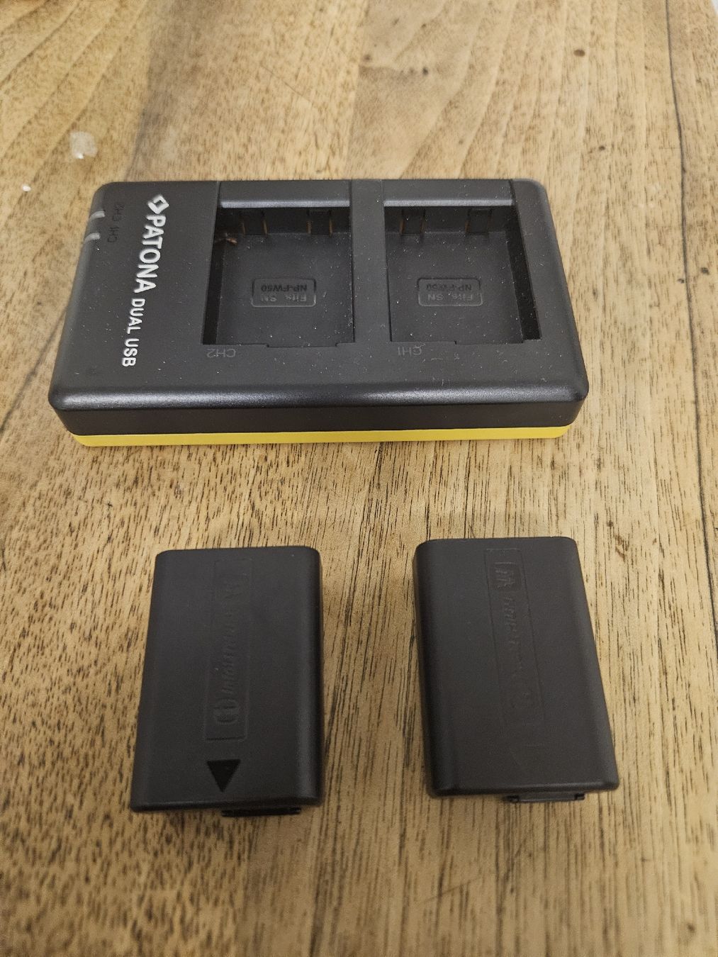 Sony Fotocamera: Sony a6100 Body mit 2 Akkus und Ladegerät – Usato da Schaffhausen venduto da gaze15 3