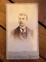 Photographie ancienne sur carton – Portrait d'un jeune homme