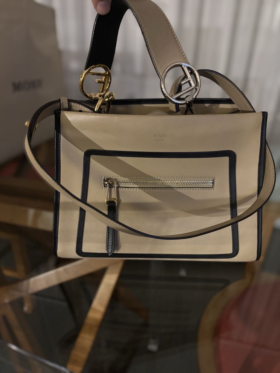 Borse da donna: Fendi Runaway, design elegante! Autunno – Usato da Cadro venduto da lar_fsy8 1