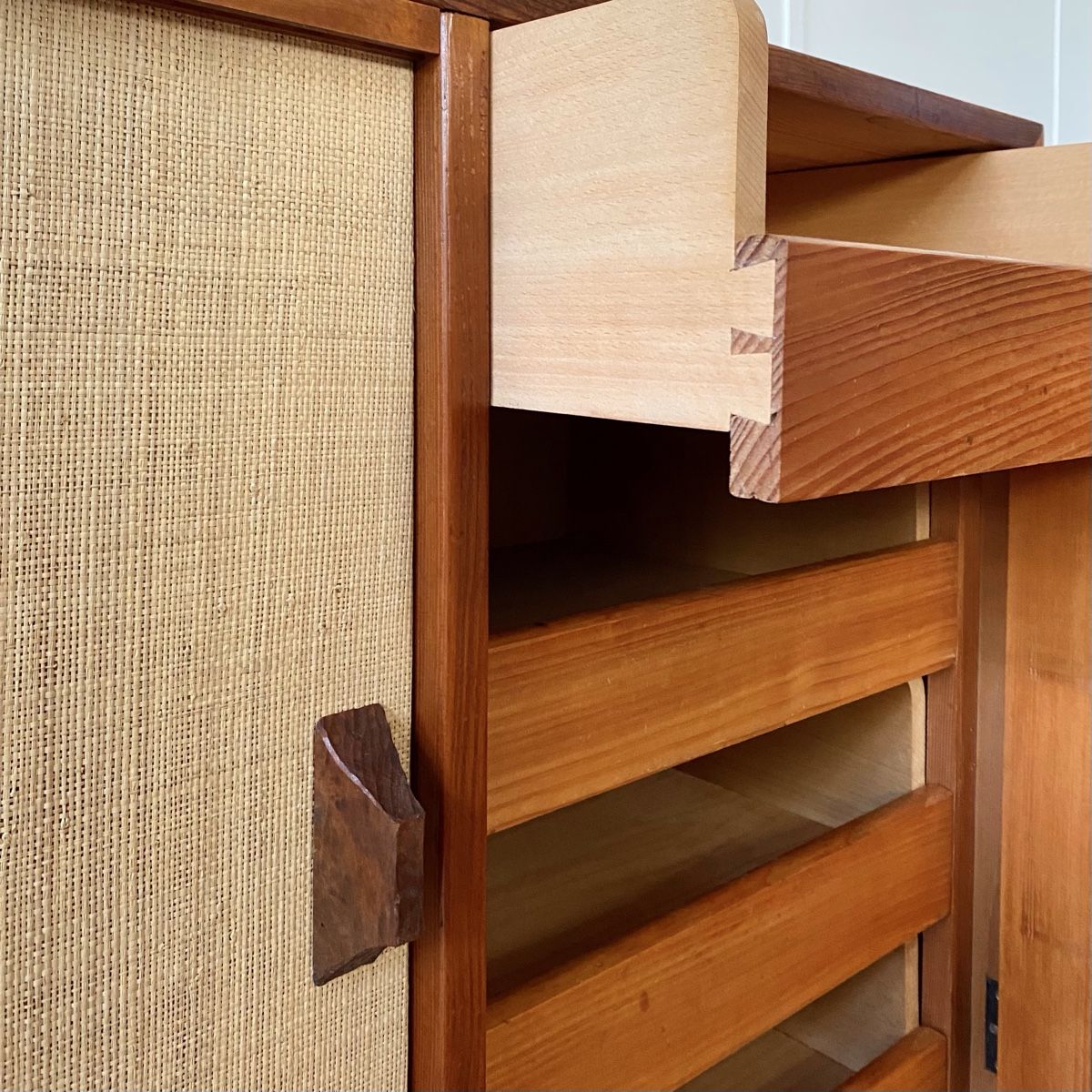 Cassettiere: Sideboard mit Seegras Schiebetüren Kommode im Sproll Stil – Usato da Wetzikon ZH venduto da Deuxieme.shop 5