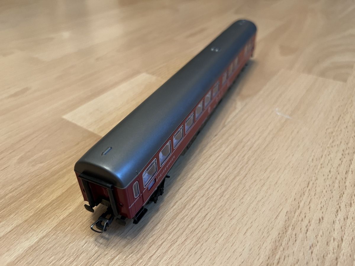 Roco Modellini di ferrovie: Roco Speisewagen DSG rot – Usato da Gisikon venduto da ram_78bx 3