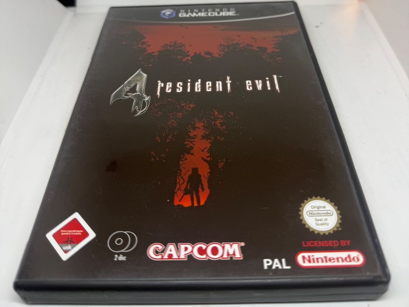 Nintendo Giochi: Resident Evil 4 Gamecube Nintendo – Usato da Dietlikon venduto da NESFEVER