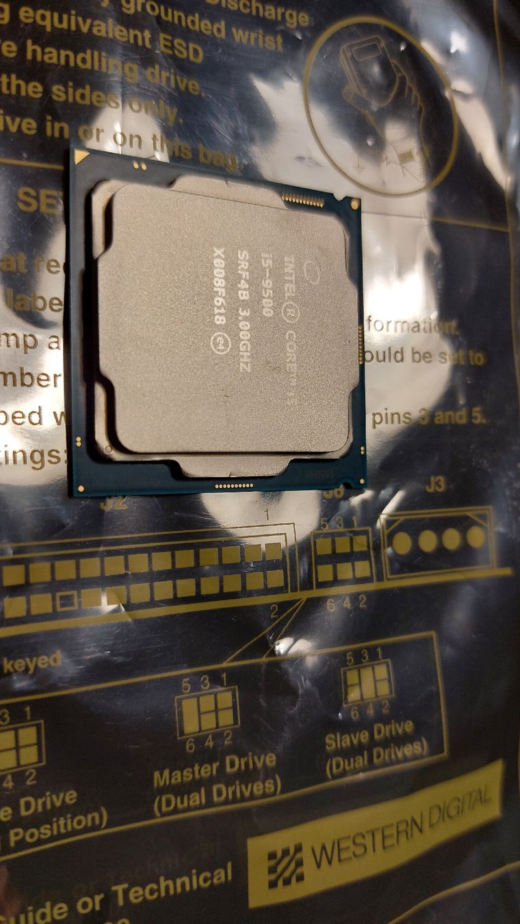 Intel Elektronikbauteile: CPU Prozessor Intel Core i5 9500 - 3 GHz – Gebraucht aus Hinteregg von Amerizium 1
