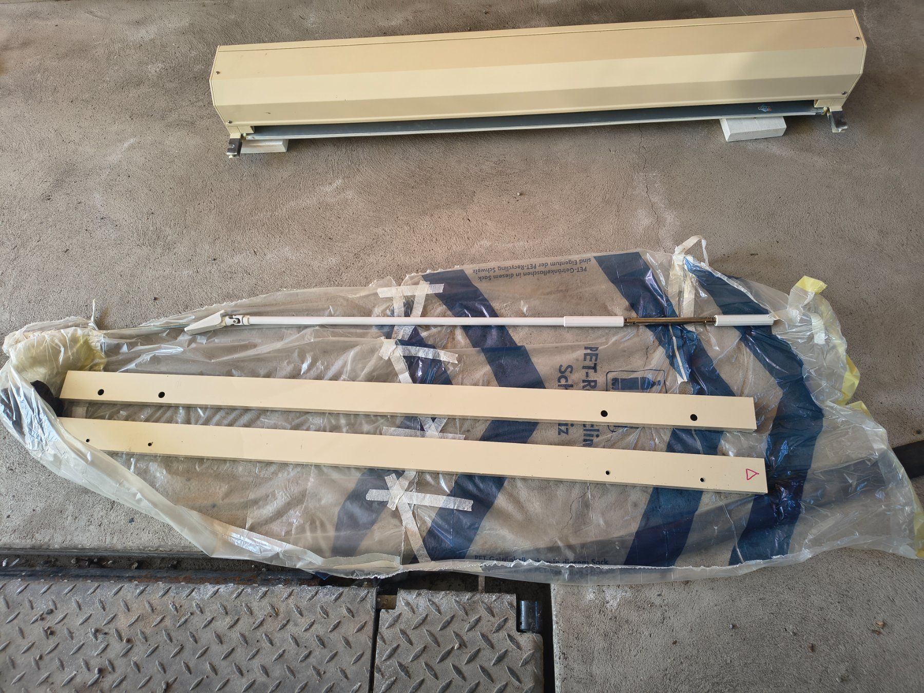 Tende da sole: Lammellenstoren Montfix Rufalex – Usato da Uznach venduto da slk_jj8b 3
