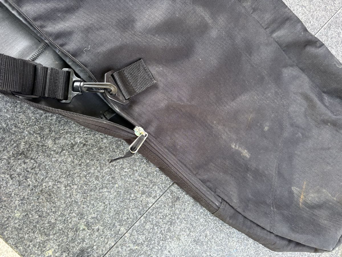 Burton Taschen: Snowboardtasche – Gebraucht aus Erlenbach im Simmental von franiba 4