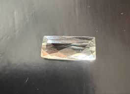 Edelstein, Rechteckiger Schliff, citrin? 1.7 cm