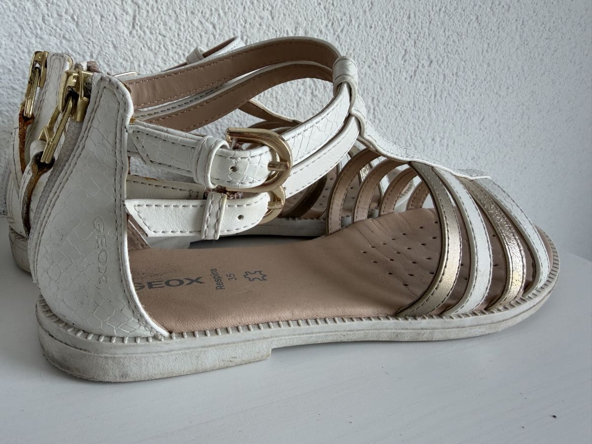 Geox Chaussures filles: Geox Sandalen, Grösse 35 – D'occasion à Pfungen par Aleato 2