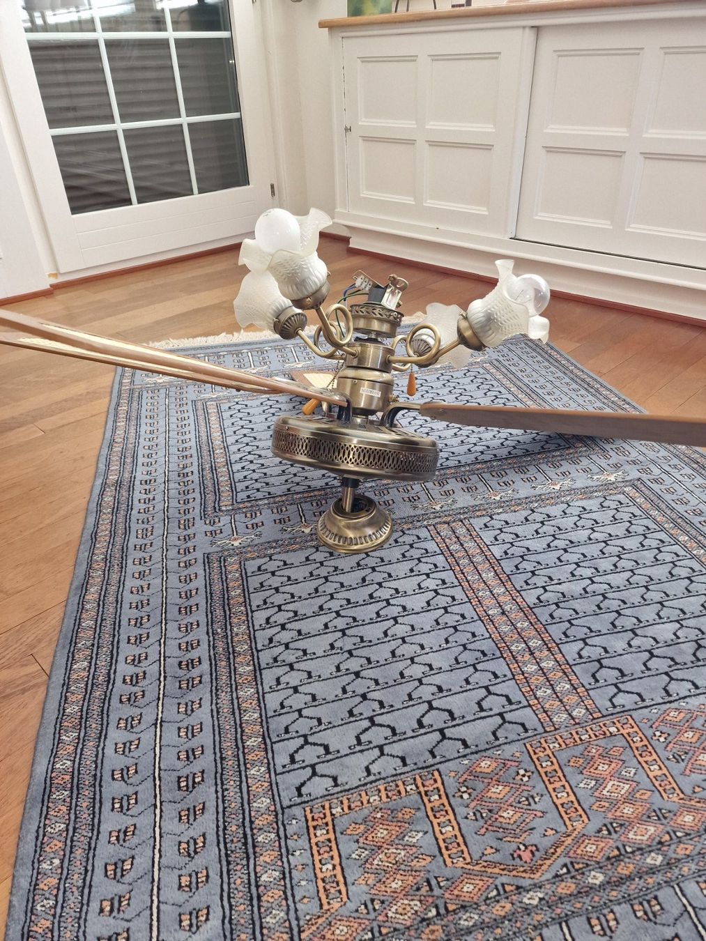 Lampadari & plafoniere: Deckenventilator Messing mit Beleuchtung 5 Flügel gebraucht – Usato da Zürich venduto da 19550520bruno 1