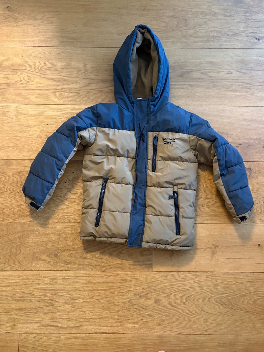 Reebok Jacken & Mäntel: warme Winterjacke – Gebraucht aus Herrliberg von apr_r9fh