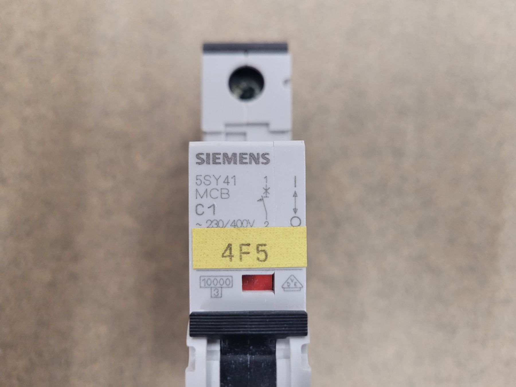 Siemens Interruttori: Siemens SSY41 MCB C1 Sicherungsautomat – Usato da Vitznau venduto da Vitznau84 5