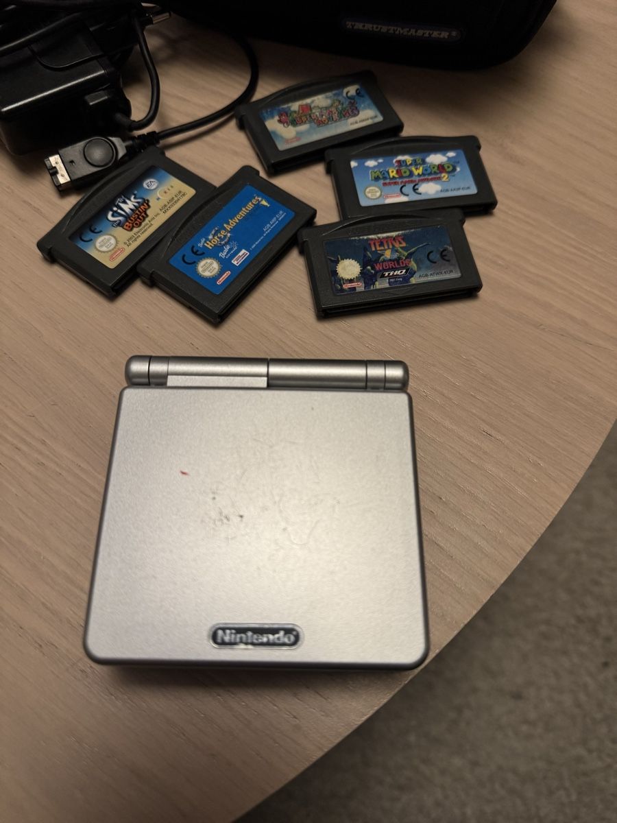 Nintendo Console: Gameboy Advance sp mit 5 Games – Usato da Dierikon venduto da FraeuleinMaus17 1