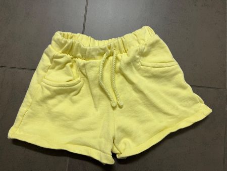 Zara Shorts kurze Hose Zitronengelb NEU 110