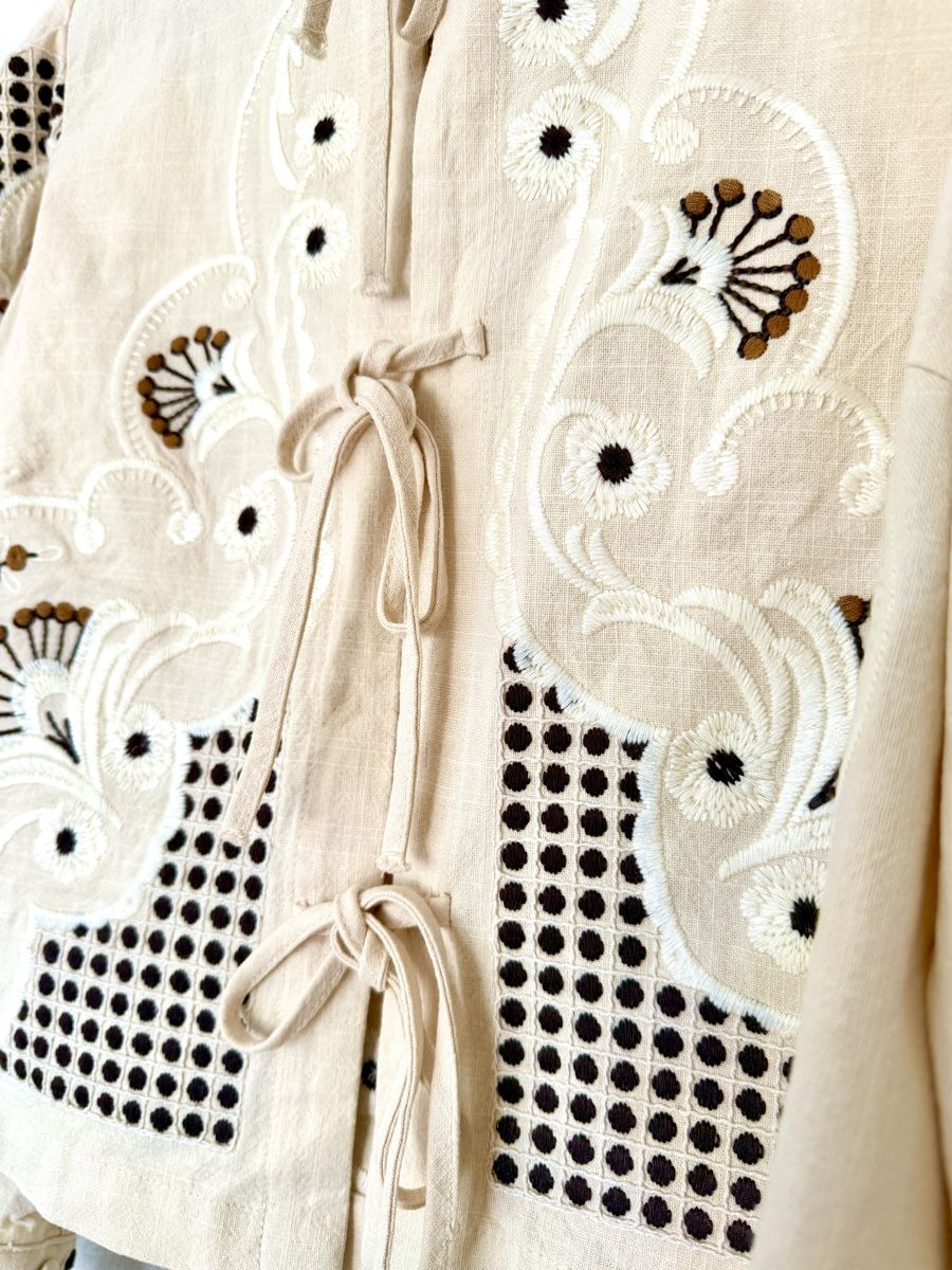 Camicette: Bestickte Bluse aus 100 % Baumwolle – Usato da Sion venduto da b2c1cat 2