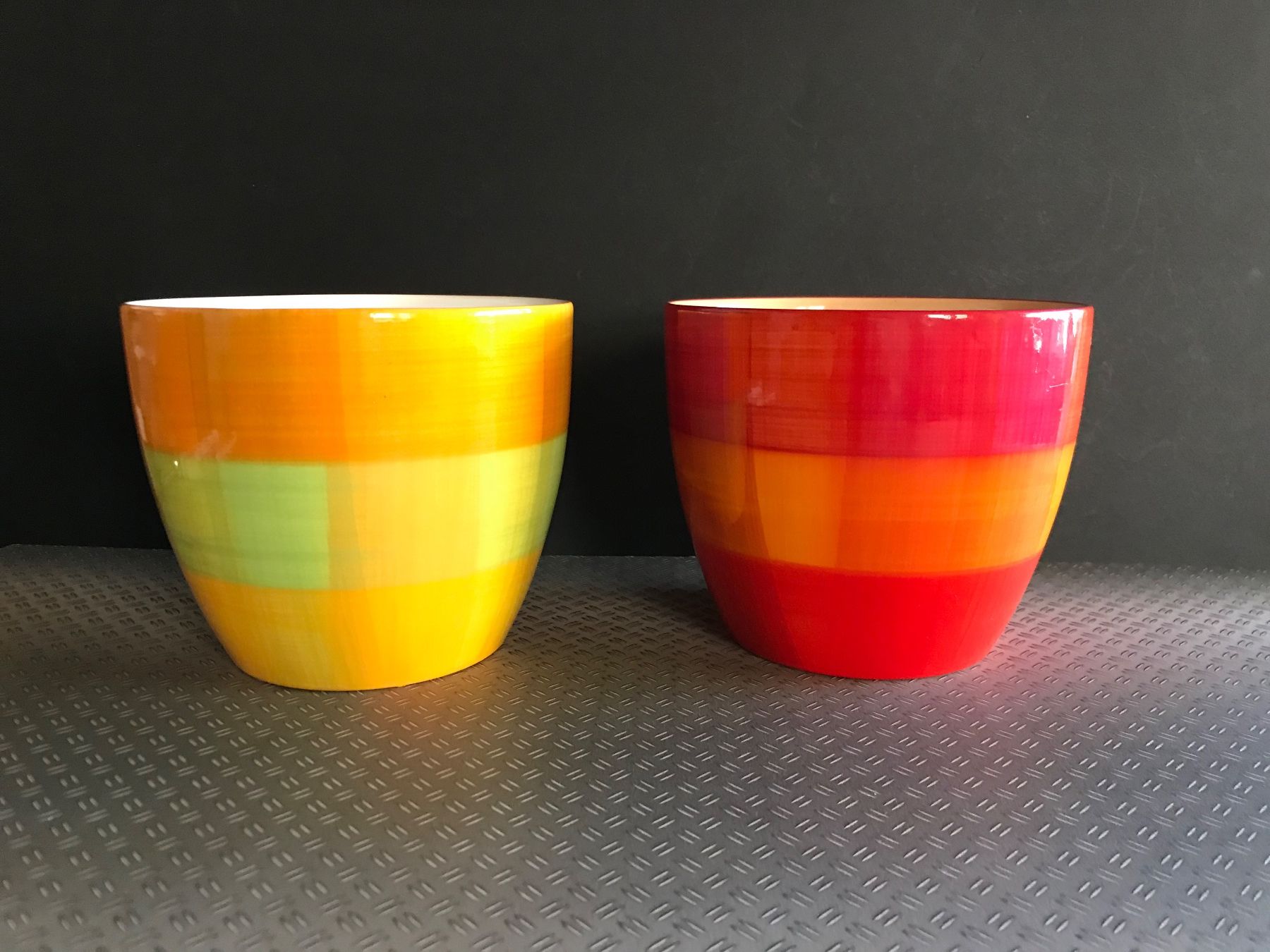 Vasi per fiori: Blumentopf Blumentöpfe Übertopf Übertöpfe Cachepot 2 Stk – Nuovo (secondo la descrizione) da Däniken SO venduto da allerlei54