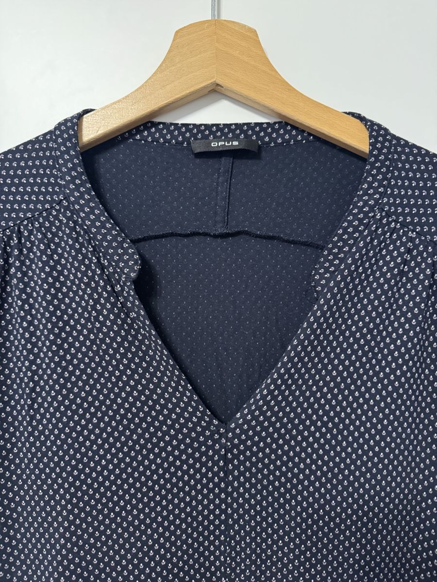 Opus Camicette: Damen Bluse Opus dunkelblau Grösse 40 – Usato da Flumenthal venduto da Krajan 1