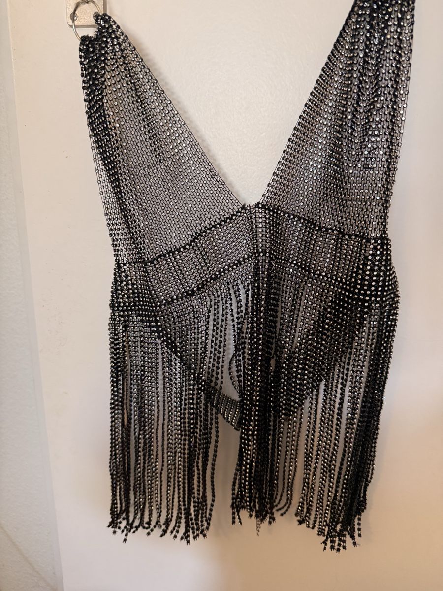 Tops: Schwarz Damen Kette Top mit Glitzer gr S – Neuf avec emballage d'origine à Belp par Lu96
