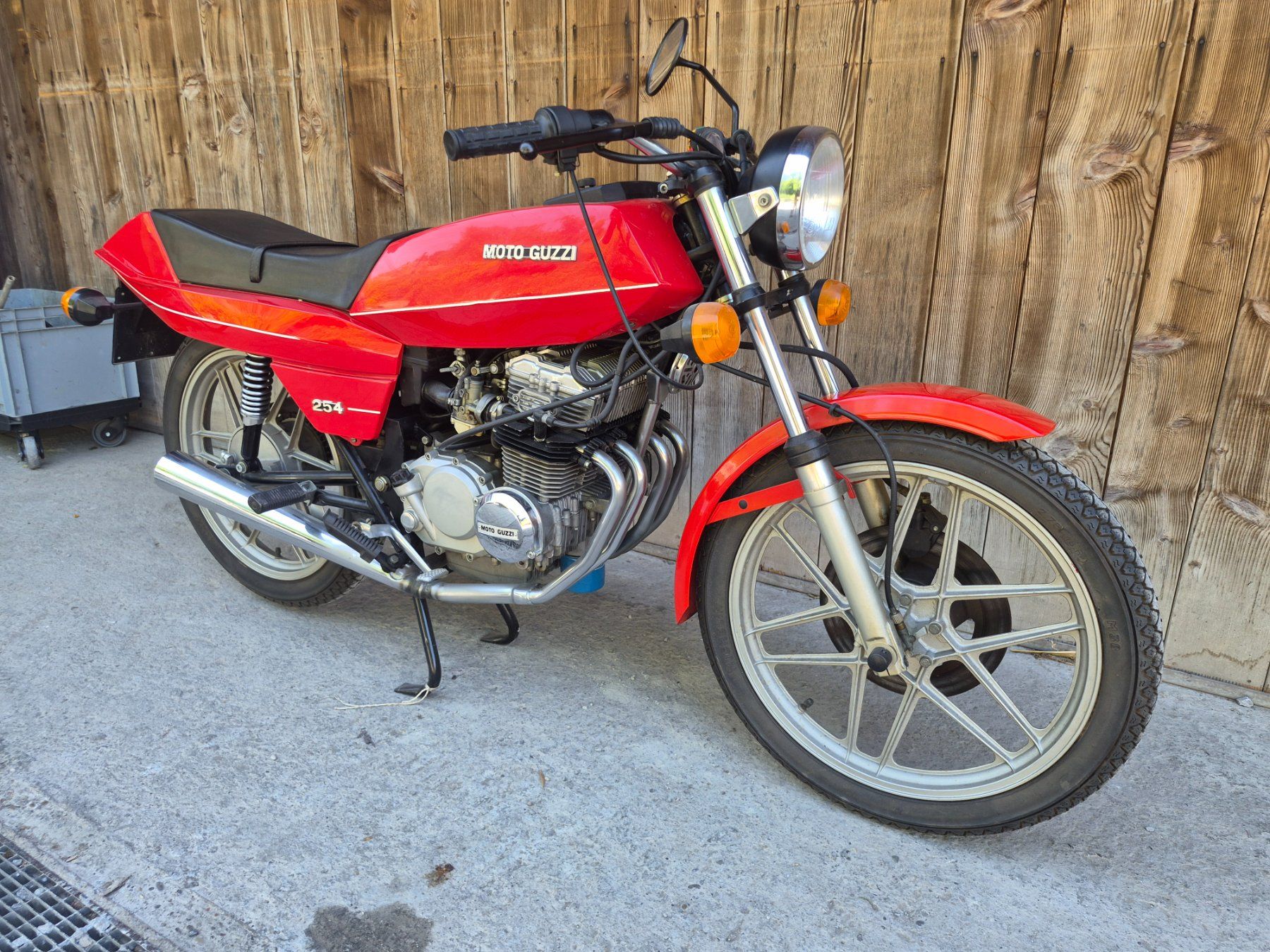 Moto Guzzi Route: Moto Guzzi 254 – D'occasion à Dättlikon par man_ct9m 2
