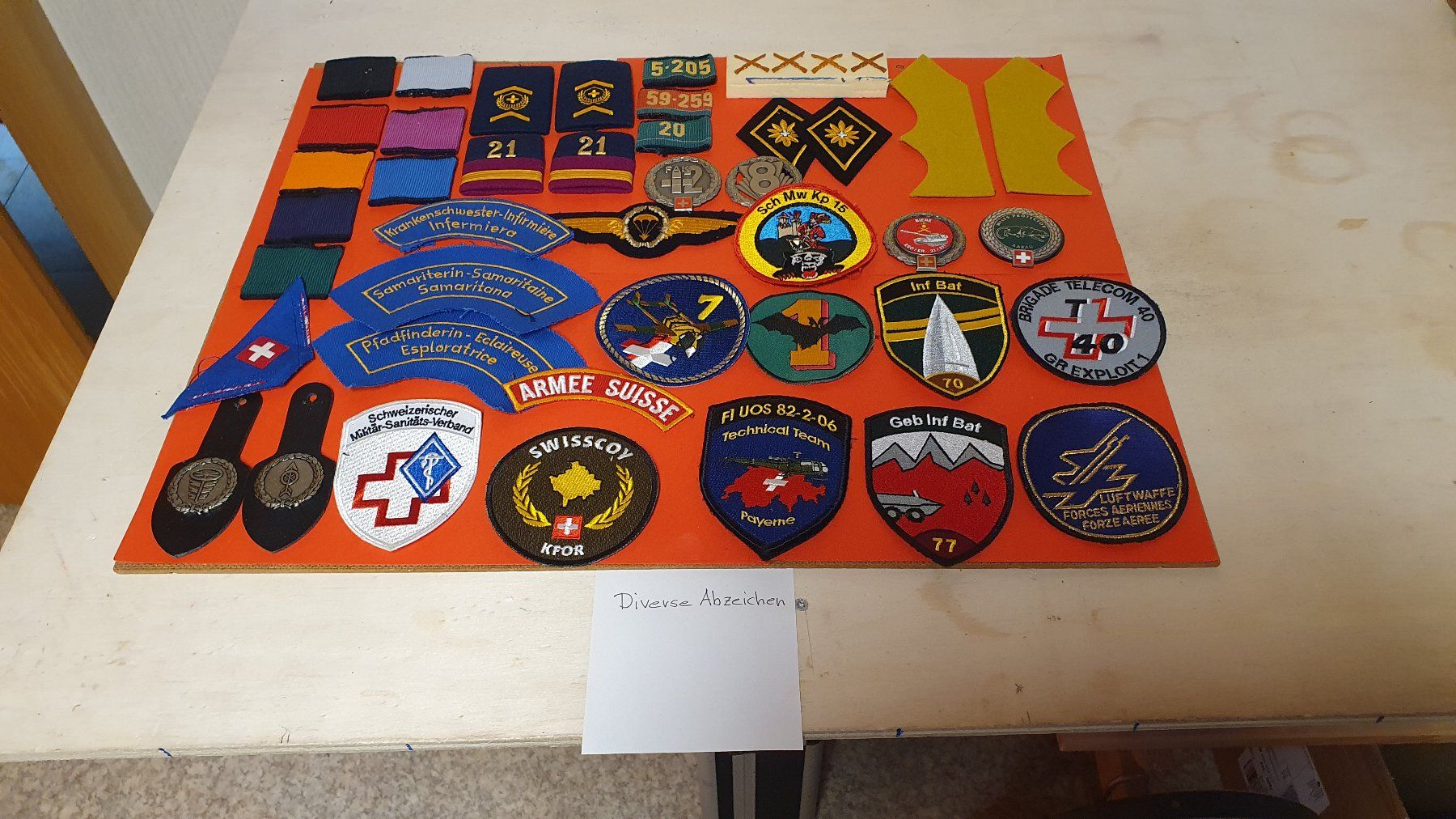 Schweizer Armee Patches: Konvolut : Diverse Abzeichen der Schweizer Armee – Gebraucht aus Richigen von Auerhahn11