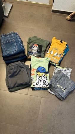 Cooles Kleiderpaket für Jungs Gr. 170/176 (16 Teile)