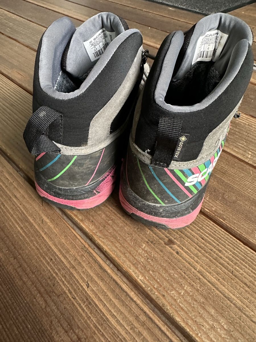 Scarpa Chaussures femmes: Scarpa Wanderschuhe Gr. 37 – D'occasion à Ostermundigen par Clood 1