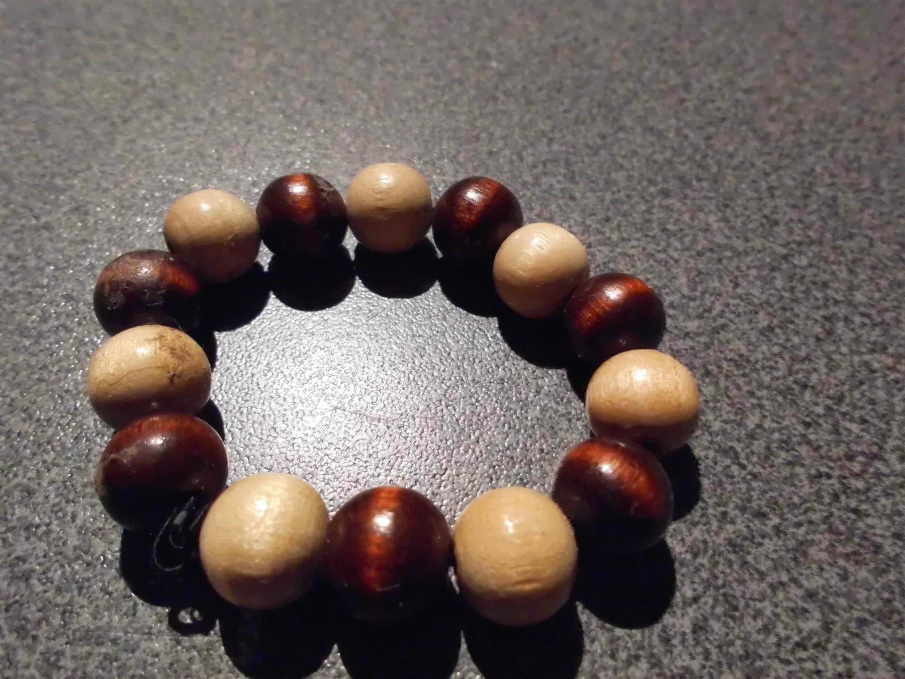 Bracelets: Armband braun/beige Perlen – D'occasion à Zürich par Motzkuh
