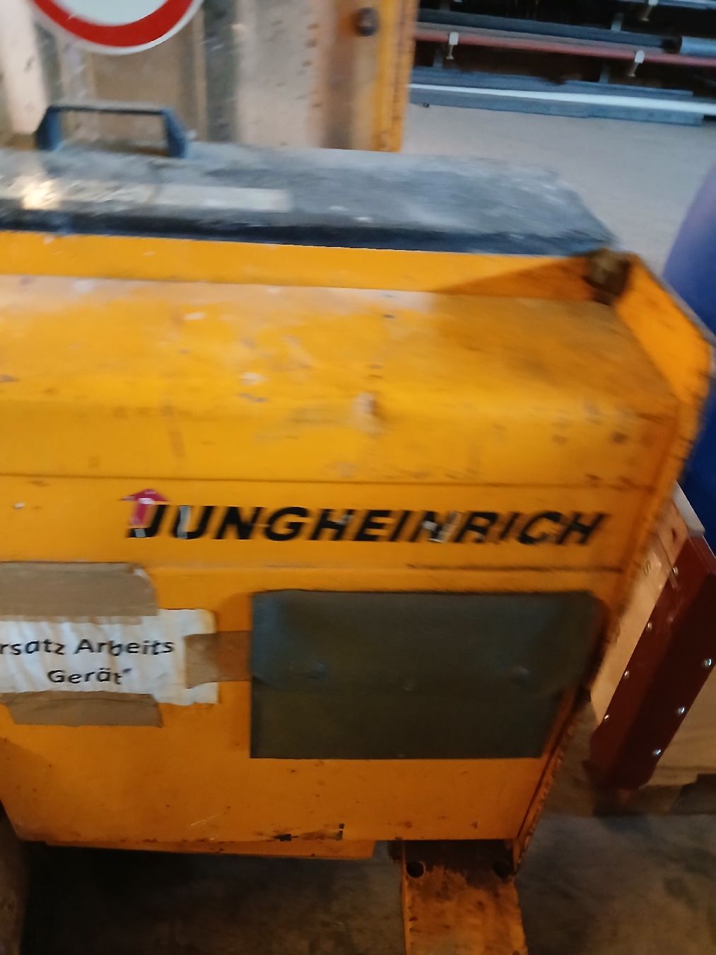 Jungheinrich Gabelstapler & Hubwagen: Elektrohubwagen Jungheinrich – Gebraucht aus Altdorf UR von cue_mf9b 1