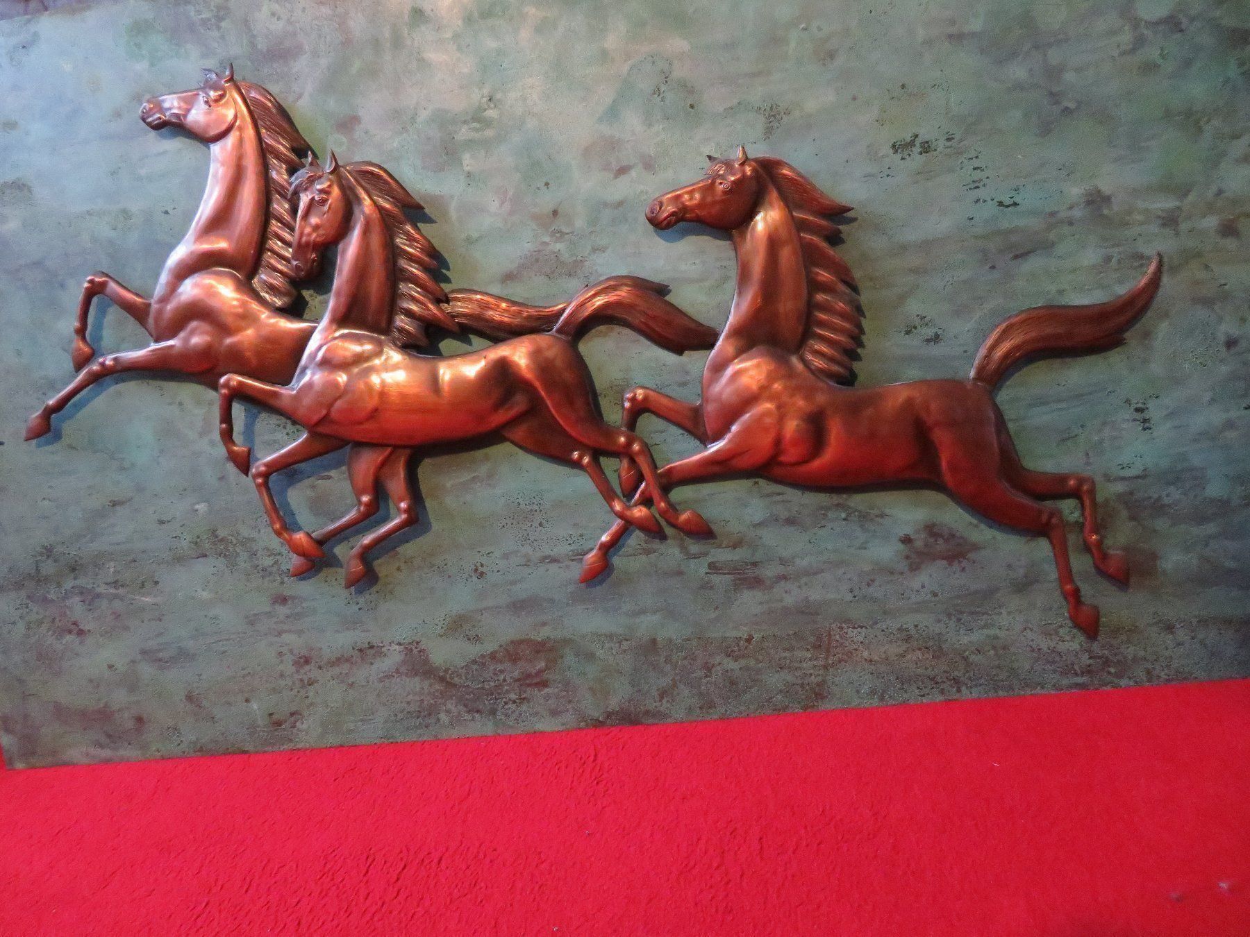 Sculture & Statue: Schöne Bronzebild mit Kupfer-Pferden – Usato da Grenchen venduto da Elenka 1