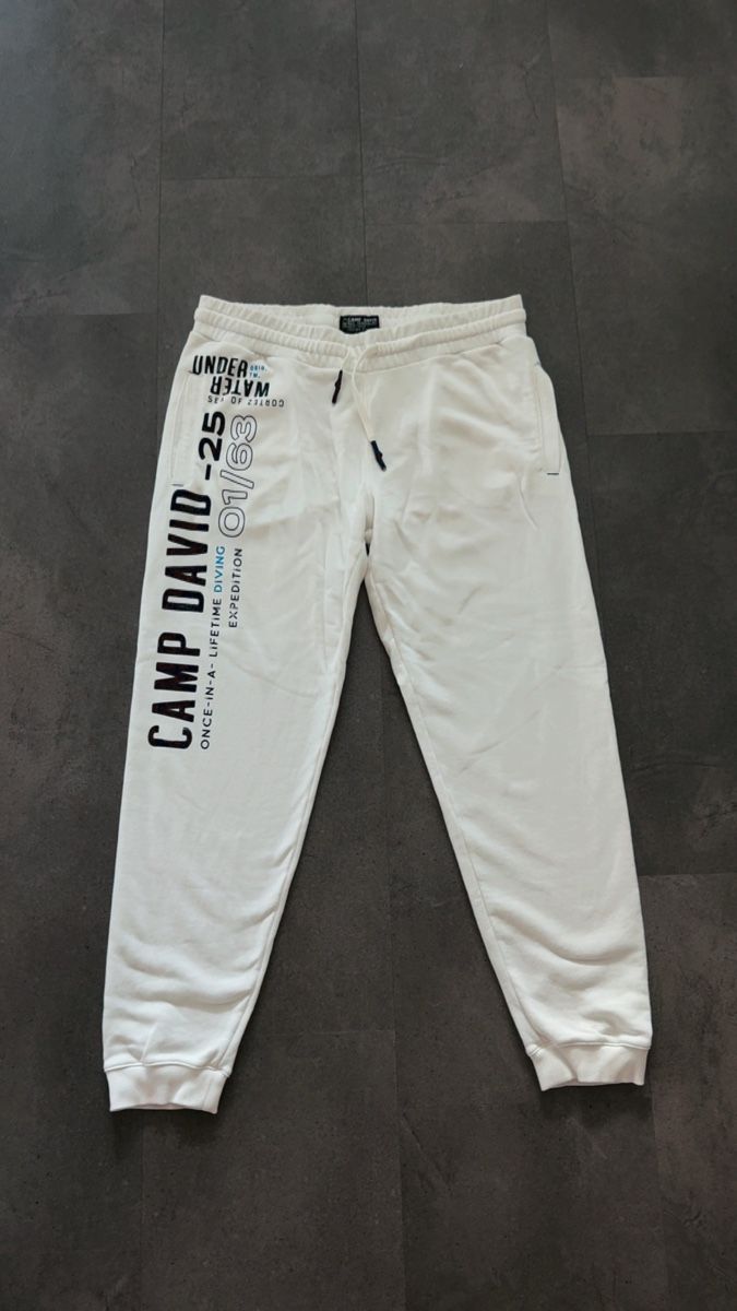Camp David Pantaloni: Camp David Jogginghose – Nuovo (secondo la descrizione) da Erlinsbach SO venduto da _stjepi_