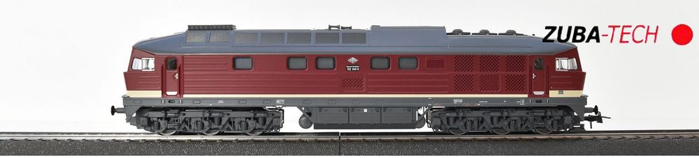 Roco H0 5110002-1 Diesel Locomotive BR 132 DR/GDR – Analogue, DC – New (Open Box)