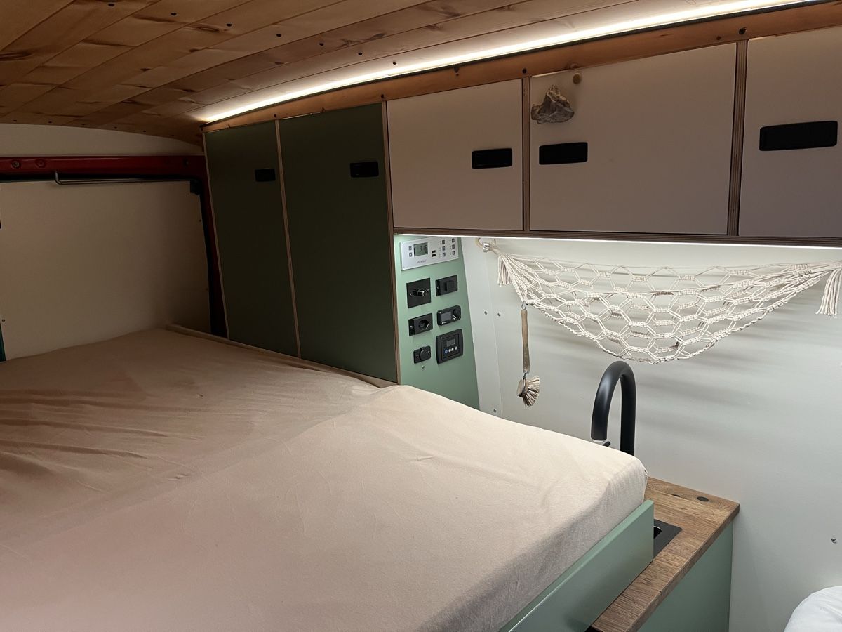 Iveco Camping Fahrzeuge: Iveco Turbo Daily 40-10 4x4 – Gebraucht aus Flums von cla_7lyn 7
