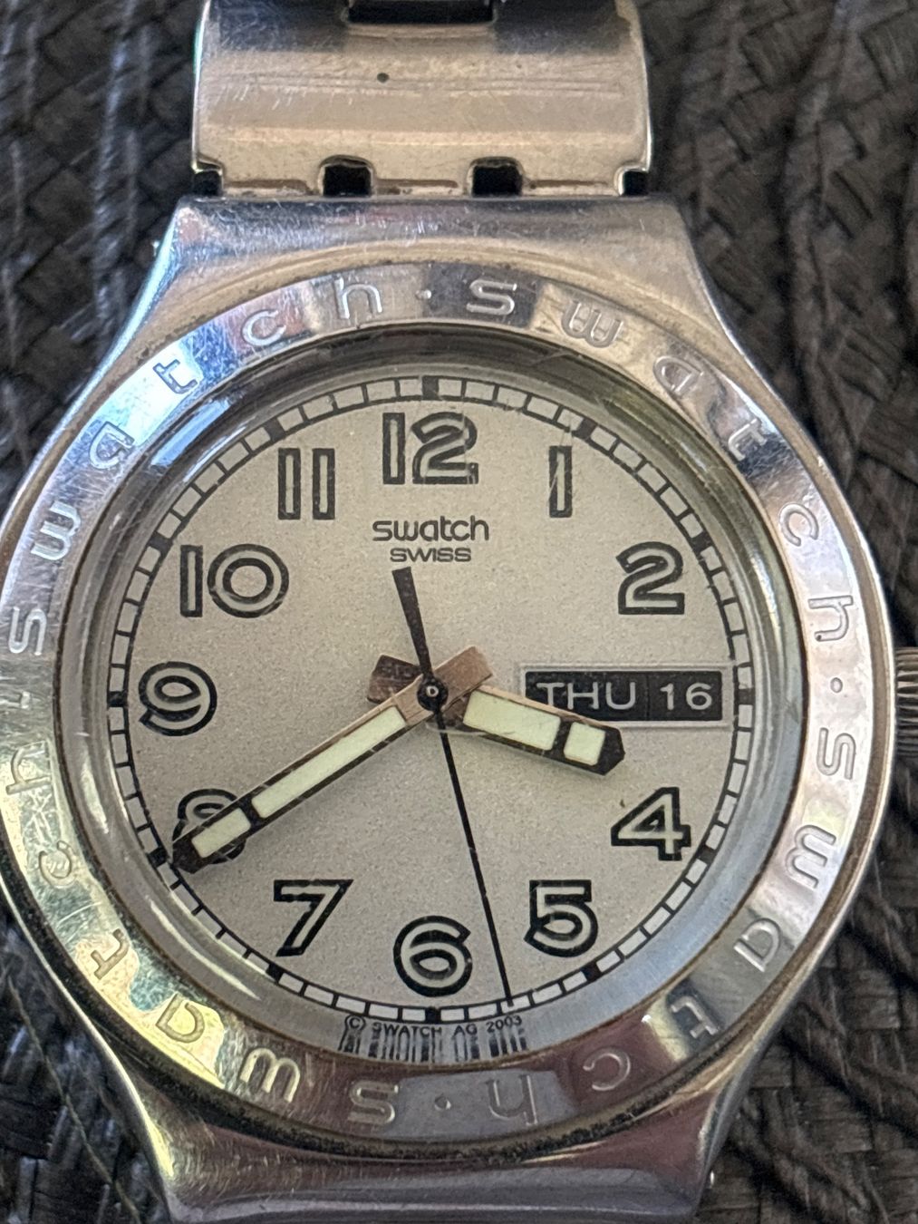 Swatch Orologi: Montre Swatch Irony argentée avec date – Usato da pringy venduto da Jafrije3 1