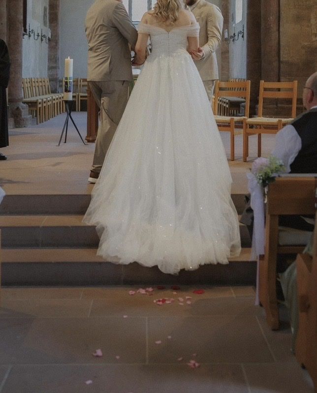 Robes: Brautkleid Glitzer Tüll A-Linie – Neuf (Voir description) à Itingen par Debii7 4