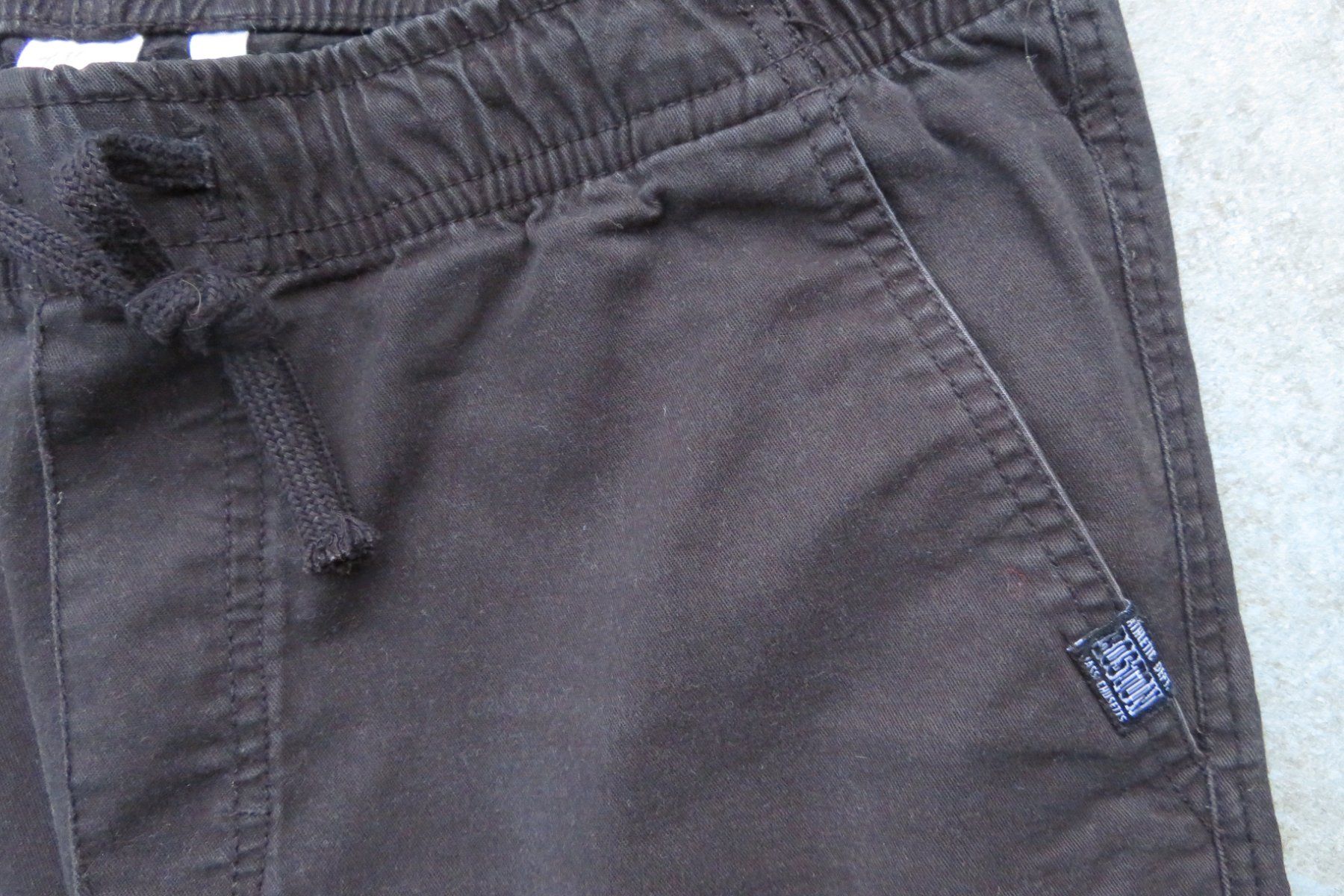 H&M Hosen: Hose Stretchbaumwolle  H&M Grösse 170 – Gebraucht aus Wil ZH von Tamagy 1
