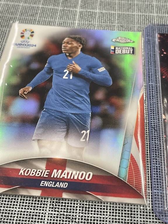 Topps Cartes à collectionner: Topps Kobbie Mainoo Lot – D'occasion à Nürensdorf par Mulderi9 2