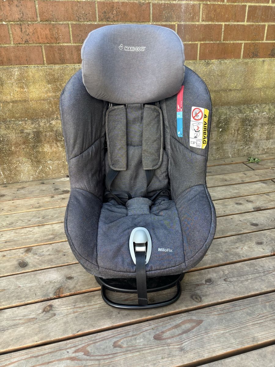 Maxi-Cosi Seggiolini per auto: Autokindersitz Maxi Cosi Milofix – Usato da Schaffhausen venduto da CarlaC02 1