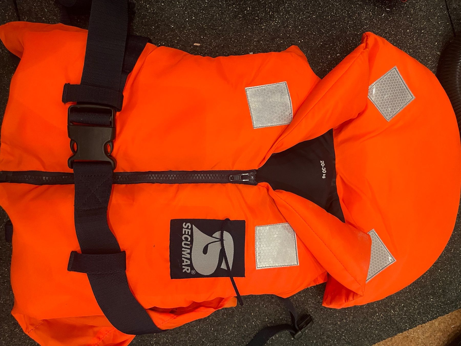 Secumar Giubbotti di salvataggio: Schwimmweste Kinder – Usato da Wetzikon ZH venduto da Megumi01