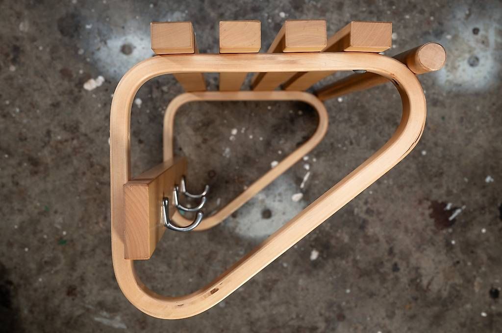 Artek Garderobe: Alvar Aalto Garderobe – Gebraucht aus Beringen von 8222Beringen 5