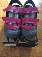 Sandales Trollkids rose, taille 34 avec boite