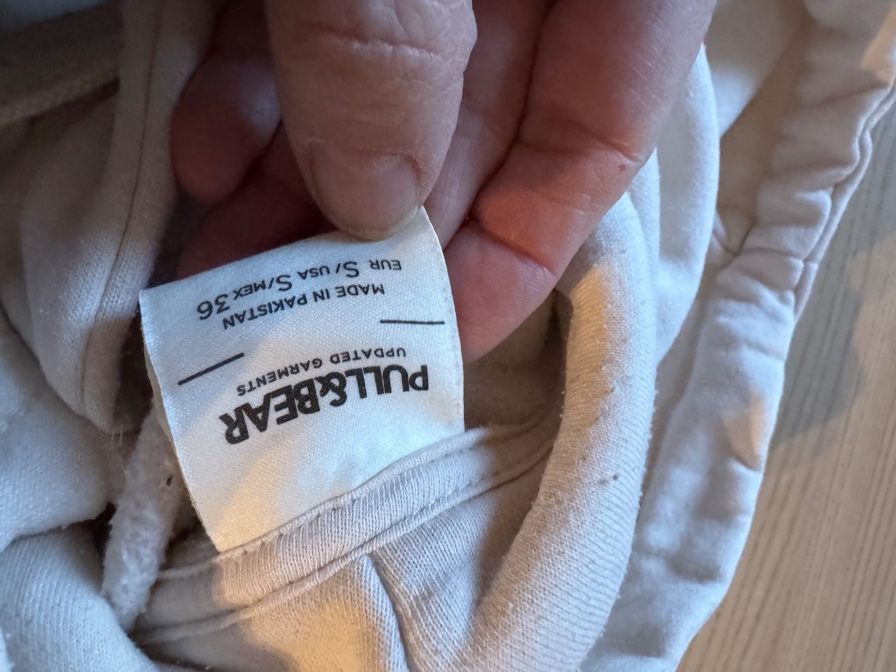 Pull&Bear Maglioni & Felpe: Pull Pull @ bear Taille S Caro – Usato da Veyrier venduto da Kimedovapa_1 2