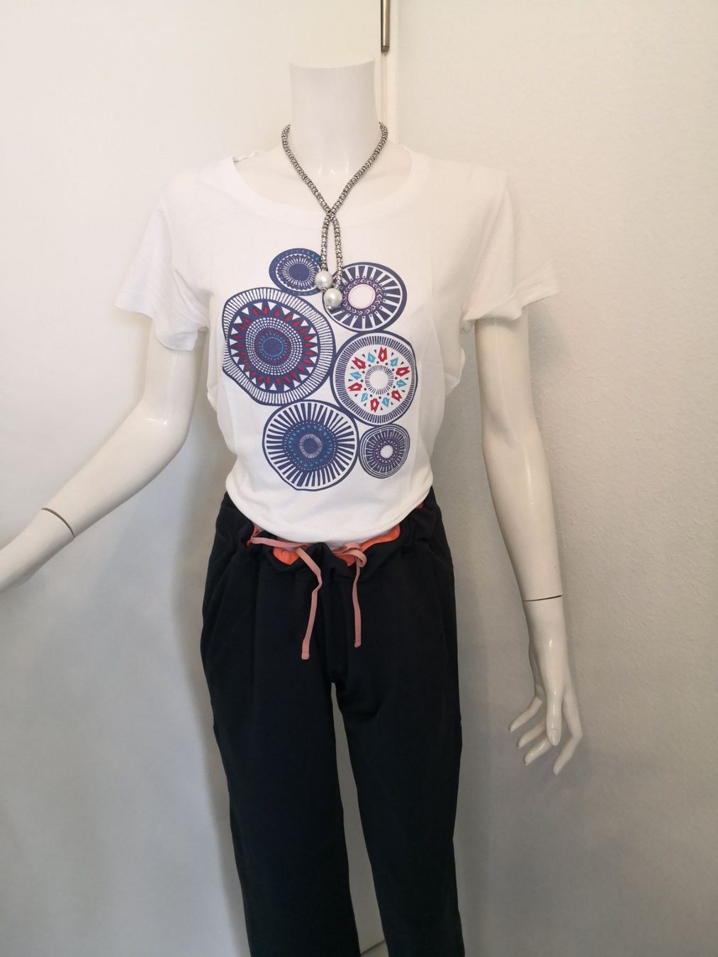 Tchibo Pantaloni: 🤩TCHIBO JOGGING-HOSE DUNKELBLAU – Nuovo (secondo la descrizione) da Olten venduto da Naja-Twins-Twins 6