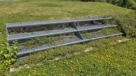 Metalltreppe verzinkt, 2 Stück vorhanden