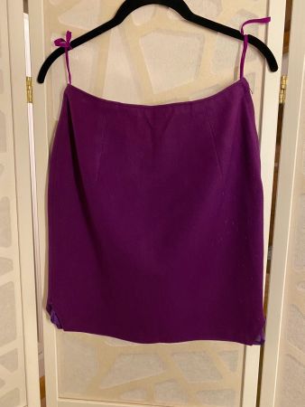 Jolie jupe violette. S